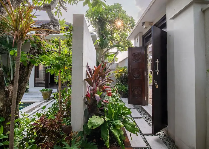 Eleni - Your Private Oasis In - A Hosted Luxury Boutique *